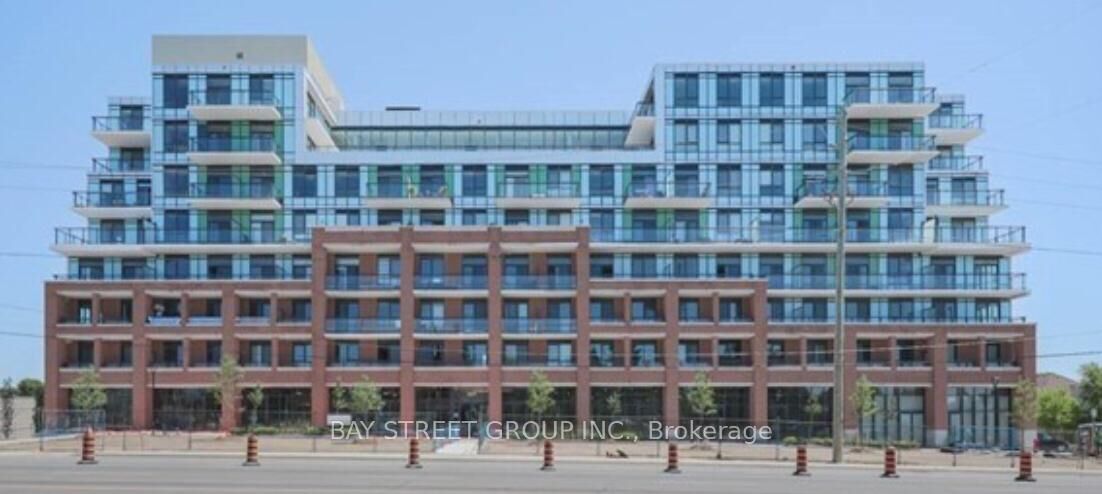 Property Photo: 11611 Yonge Street 512 ON L4E 3N8