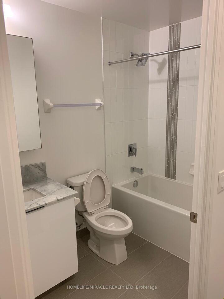 Property Photo:  99 Eagle Rock Way 510  ON L6A 5A7 