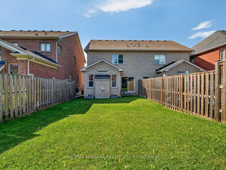 Property Photo: 31 Haynes Court ON L0S 1J0