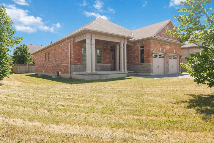 Property Photo: 3183 Pincombe Drive ON N6L 0B4