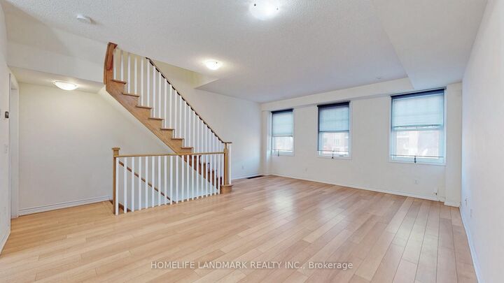 Property Photo: 114 Baker Hill Boulevard ON L4A 1Y4