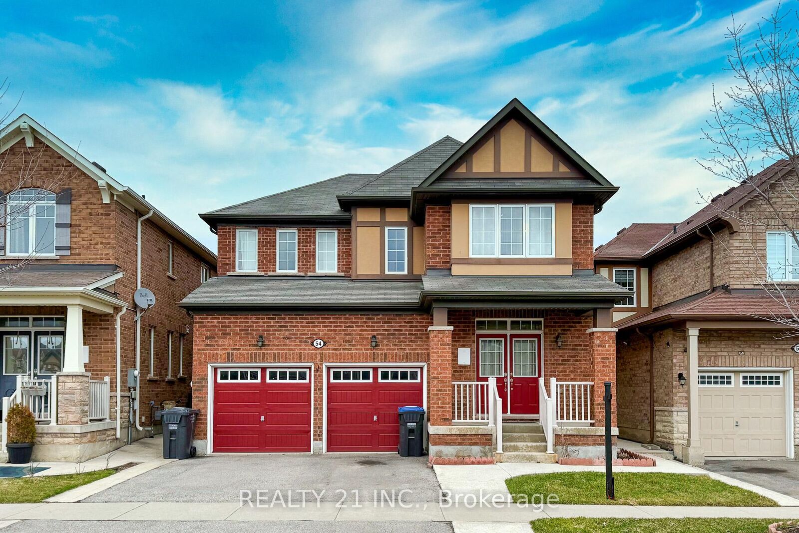 Property Photo: 54 Tysonville Circle ON L7A 4B1