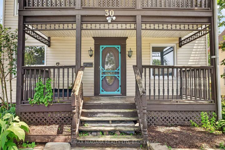 Property Photo: 30 Shotwell Street ON L3C 1N8