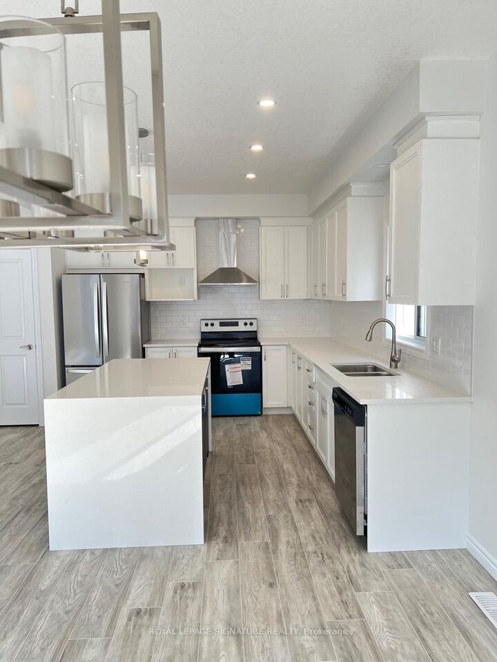 Property Photo: 3128 Turner Crescent ON N6M 0B2