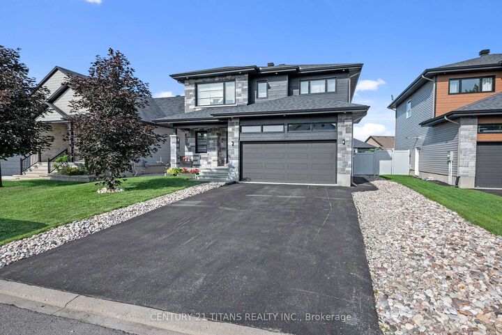 Property Photo: 54 Granite Street ON K4K 0H8