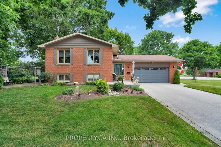 Property Photo:  1620 Farmbrook Road  ON N5W 5V9 