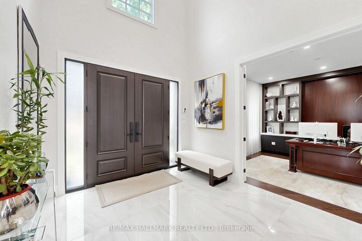 Property Photo:  63 Willett Crescent  ON L4C 7W2 