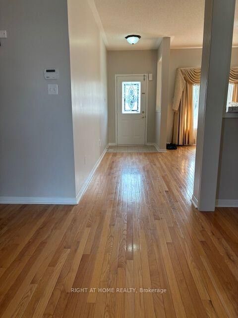 Property Photo: 69 Crystal Glen Crescent ON L6X 0K5