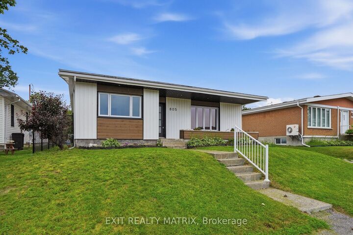Property Photo: 805 Cartier Boulevard ON K6A 1W9