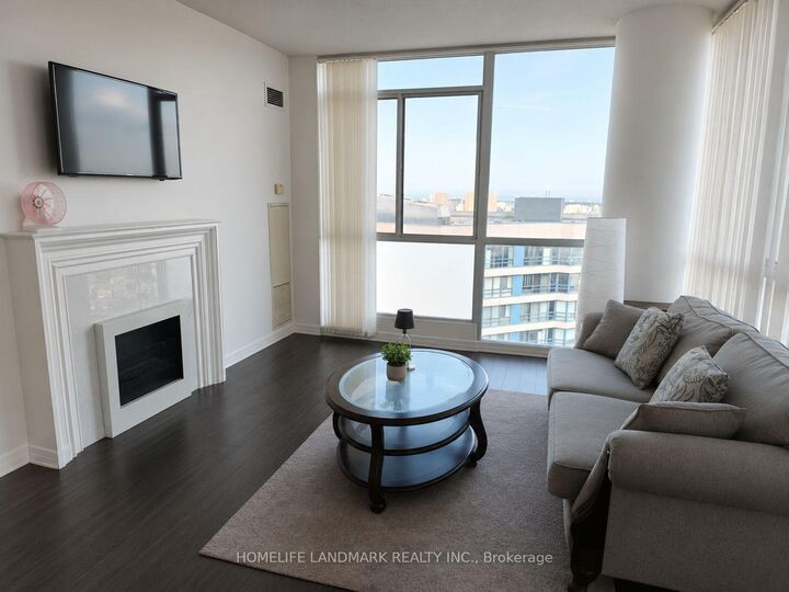 Property Photo:  225 Webb Drive 1610  ON L5B 3Y5 