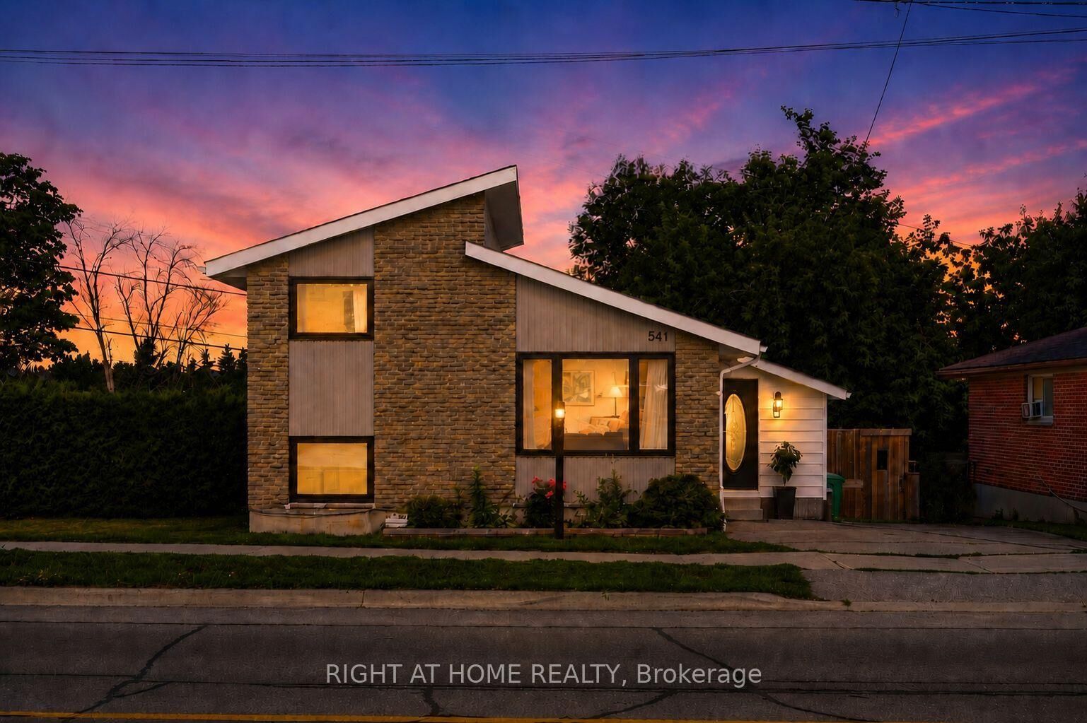 Property Photo: 541 River Road S ON K9J 1E6