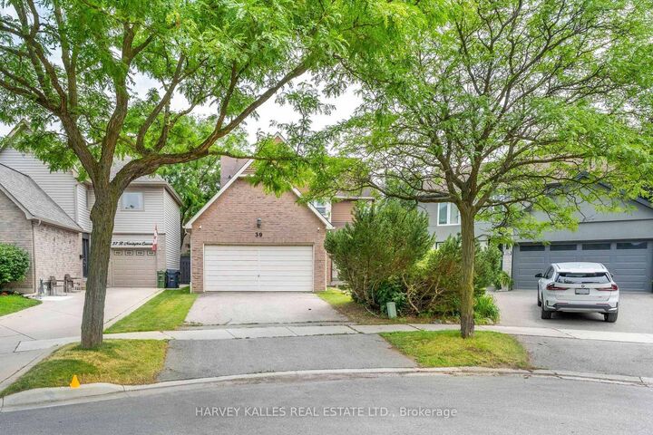Property Photo:  39 Newington Crescent  ON M9C 5B7 
