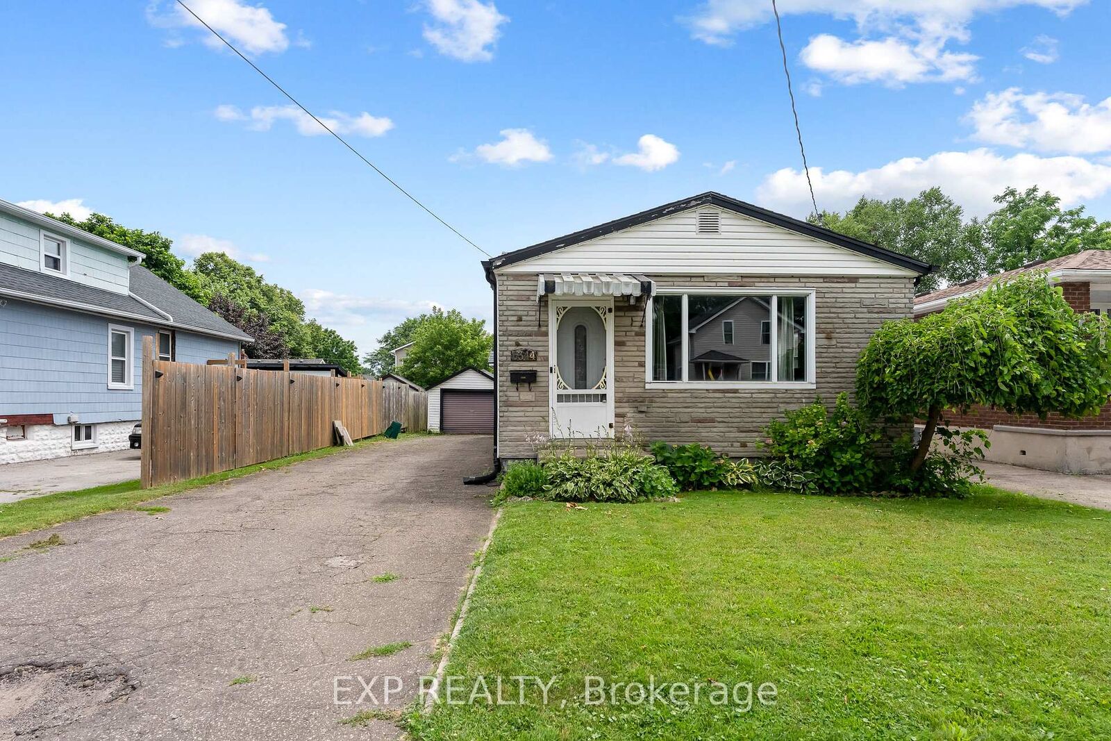 Property Photo: 6344 Ash Street ON L2G 2H5