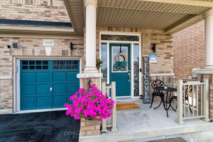 Property Photo:  5608 Ethan Drive  ON L5M 0W1 