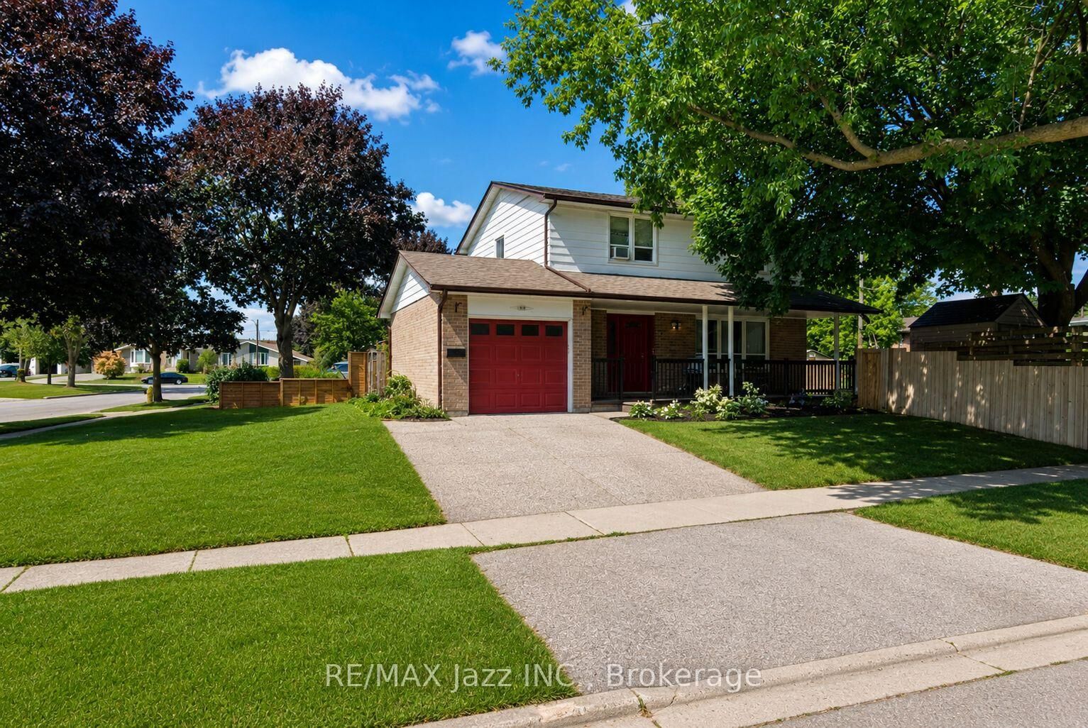Property Photo:  822 Modlin Road  ON L1W 1V5 