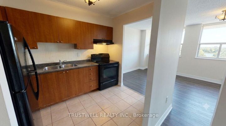 Property Photo: 3501 Glen Erin Drive 209 ON L5L 2E9