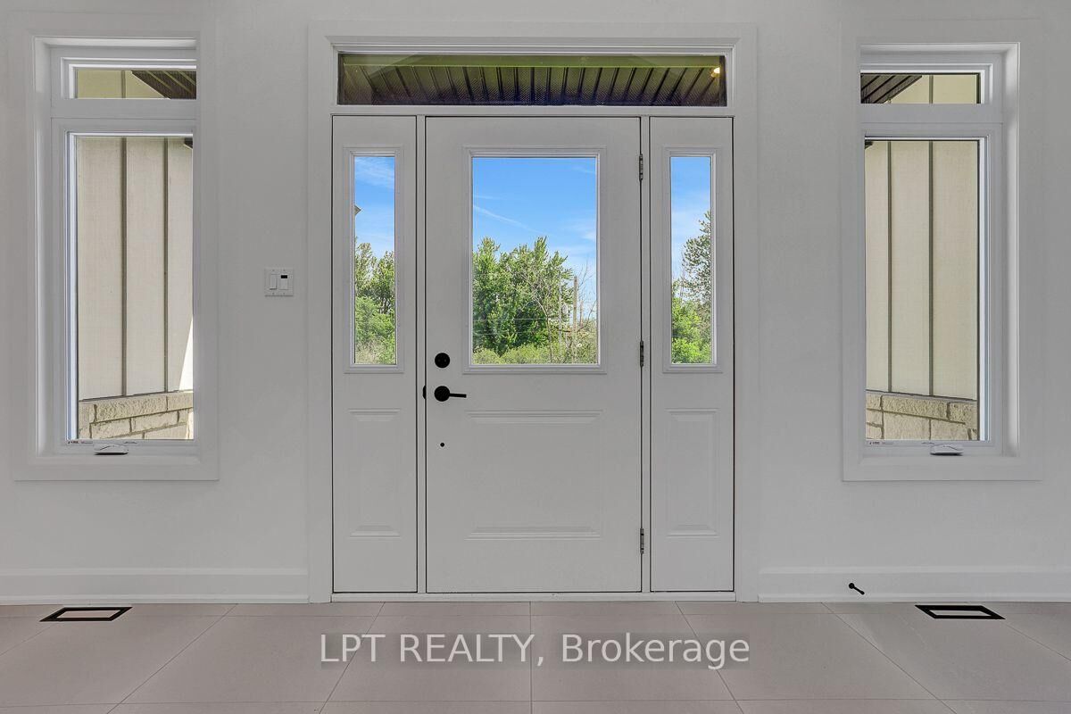 Property Photo: 23 Skeel Court ON K0A 1B0