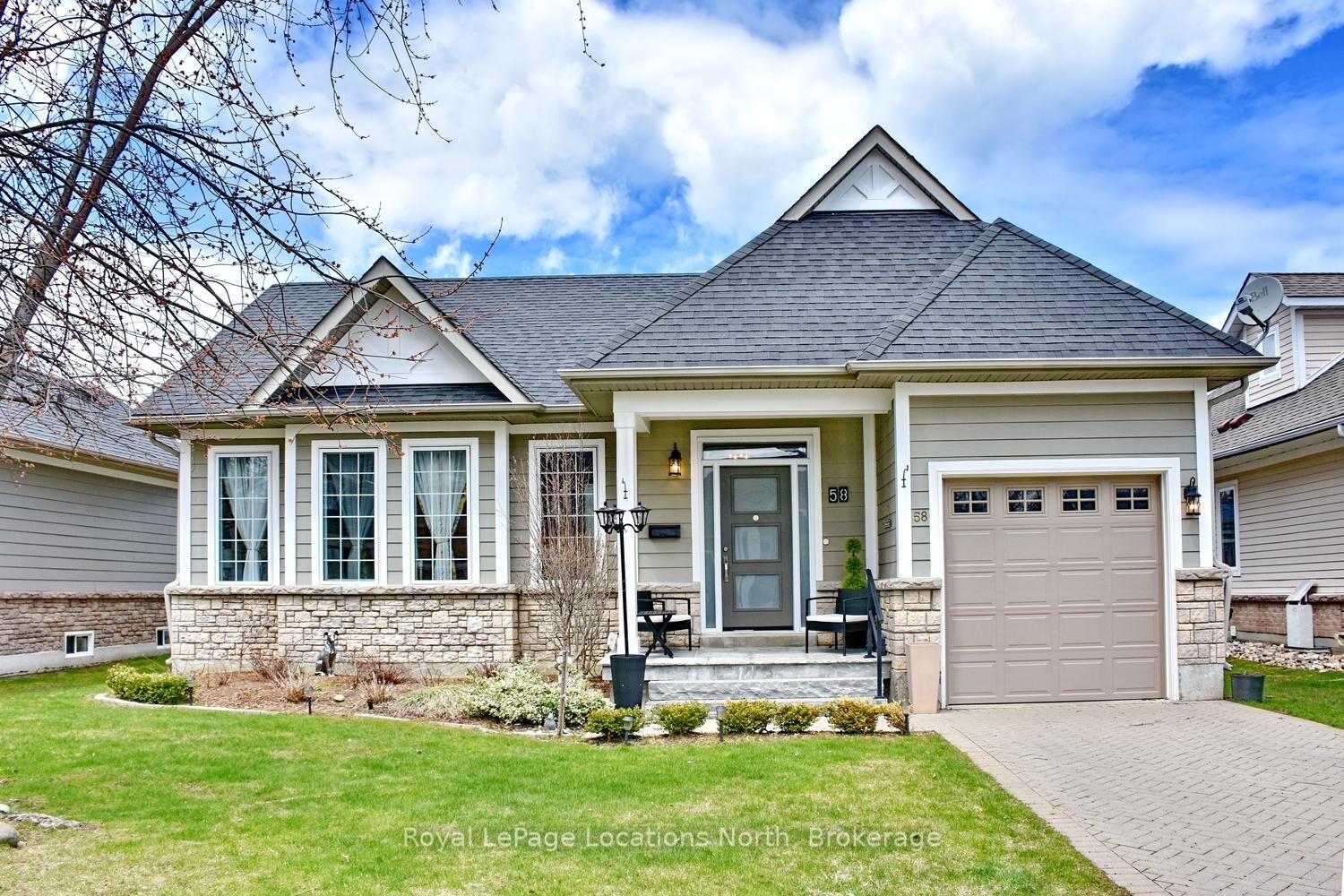 Property Photo:  58 Clubhouse Drive  ON L9Y 4Z6 