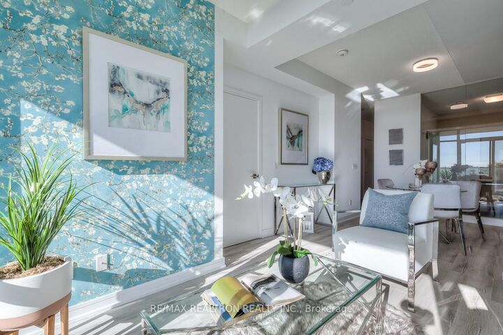 Property Photo: 621 Sheppard Avenue E 628 ON M2K 0G4