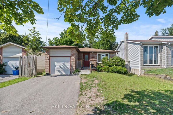 Property Photo: 141 Hickling Trail ON L4M 5T7