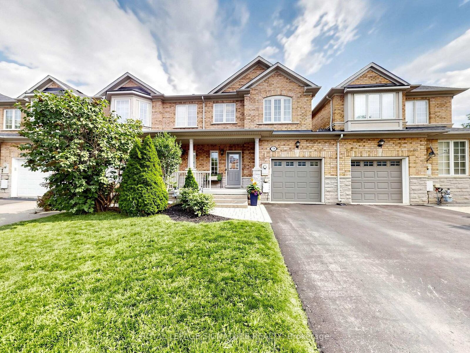 Property Photo:  78 Rideau Drive  ON L4B 4P1 