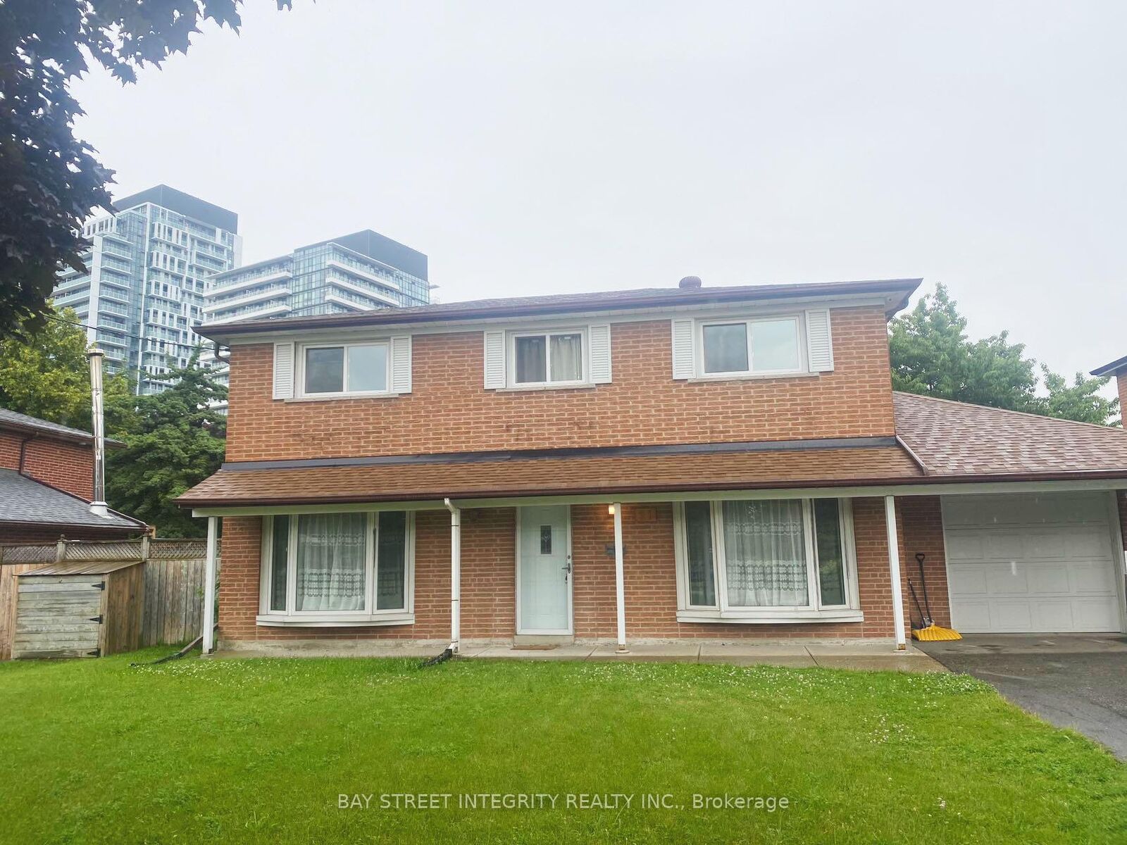 Photo de la propriété:  21 Kingslake Road 1&Amp2 Fl  ON M2J 3E2 