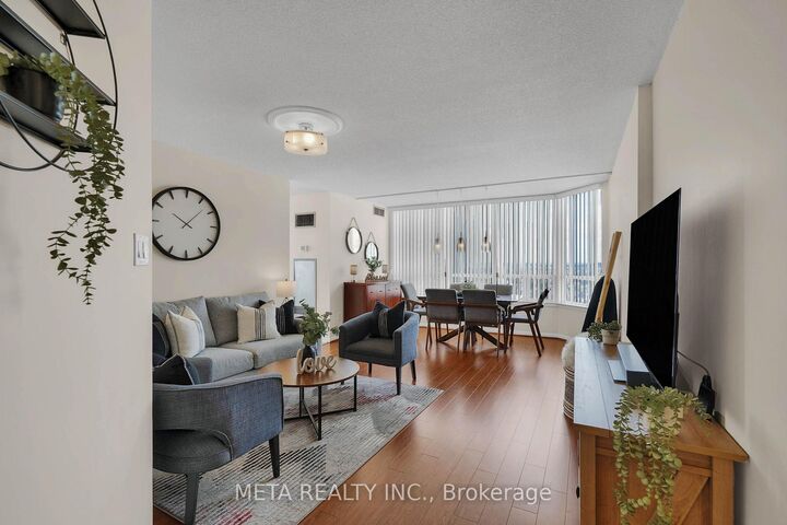 550 Webb Drive 2010 — photo 1