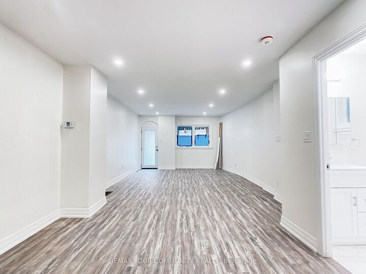 Property Photo: 1623 Keele Street ON M6M 3V8