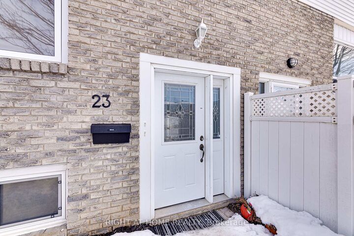 Property Photo:  23 Carlton Road  ON L4M 5K8 