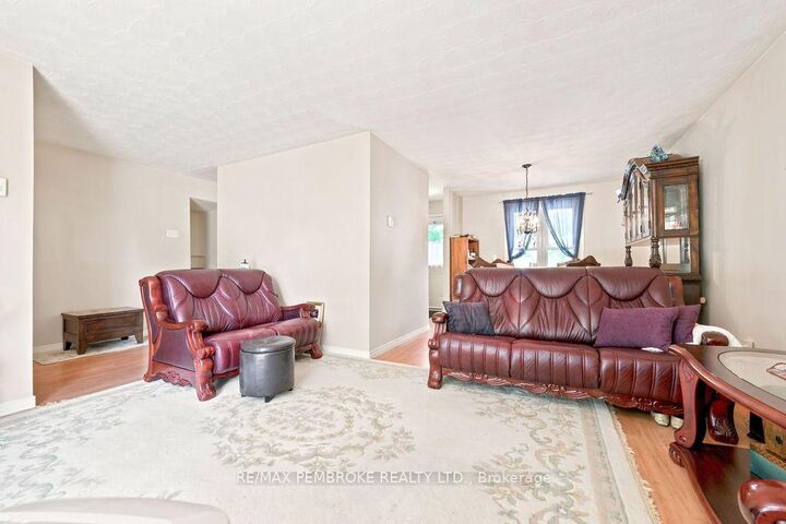 Property Photo: 1656 Beachburg Road ON K0J 1C0