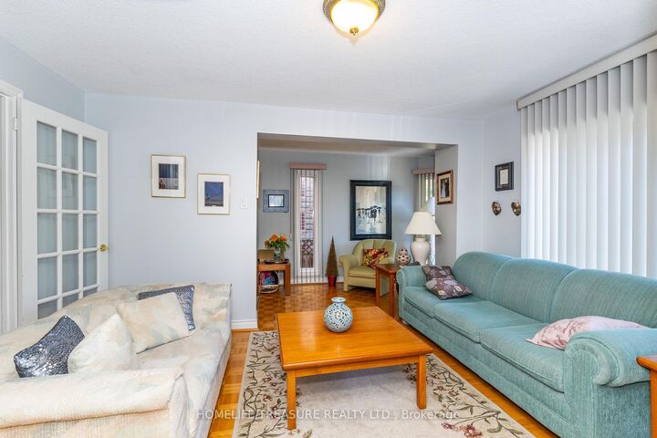 Property Photo:  201 King Street  ON M9N 1L8 