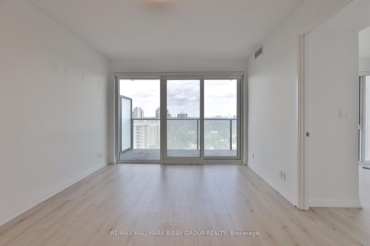 Property Photo: 99 Foxbar Road 1808 ON M4V 0B2