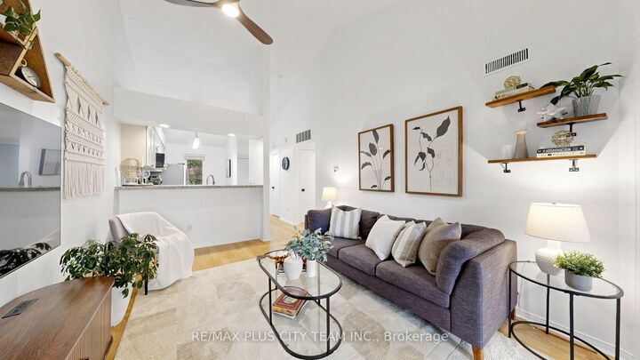 Property Photo:  55 Bristol Road E 111  ON L4Z 3N9 