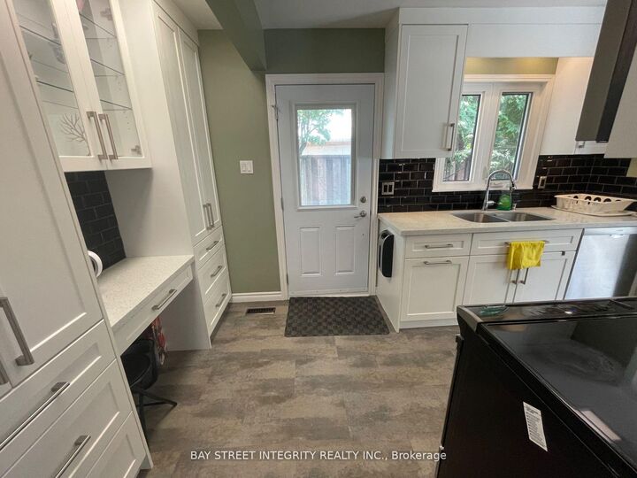 Property Photo:  56 Stanbridge Court  ON M1B 2S5 