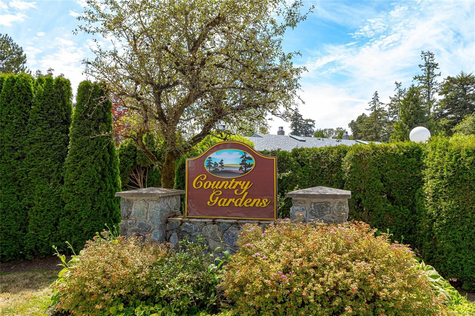 Property Photo: 4140 Interurban Rd #2 BC V8Z 6W7