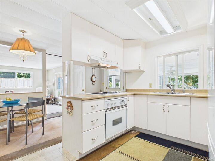 Property Photo:  25 Maki Rd #5  BC V9R 6N3 