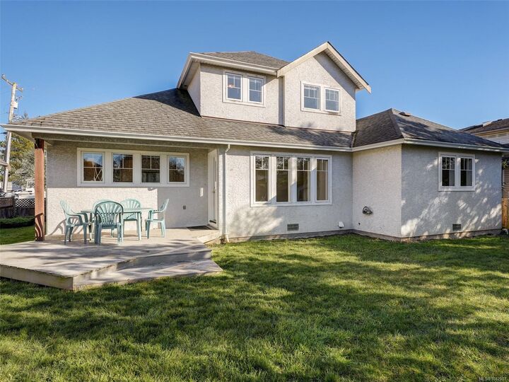 9524 Greenglade Rd — photo 1