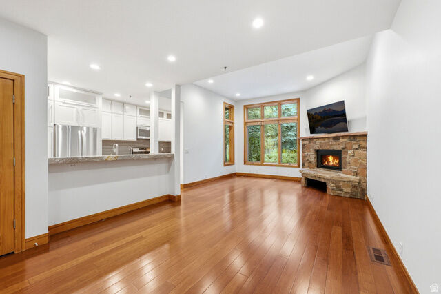 Property Photo: 2680 Gallivan Loop UT 84060