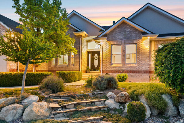 Property Photo:  2034 W Meridies Dr S  UT 84095 