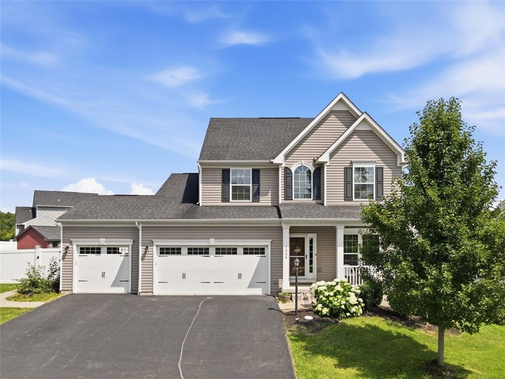 Property Photo: 1024 Blackhawk Dr PA 16059
