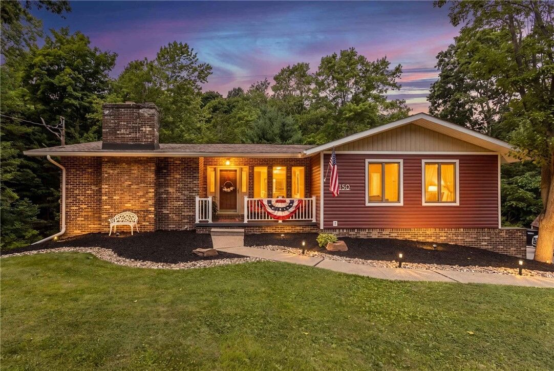 Property Photo:  150 Poplar Ave  PA 15061 