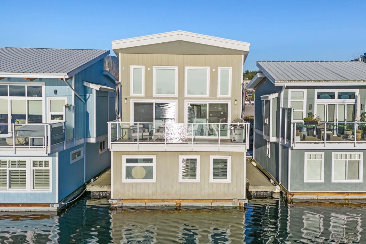 Property Photo:  415 W Esplanade Avenue 20  BC V7M 1A6 