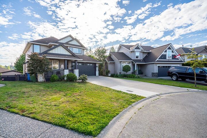 Property Photo: 3659 Greendale Court BC V2T 6X7