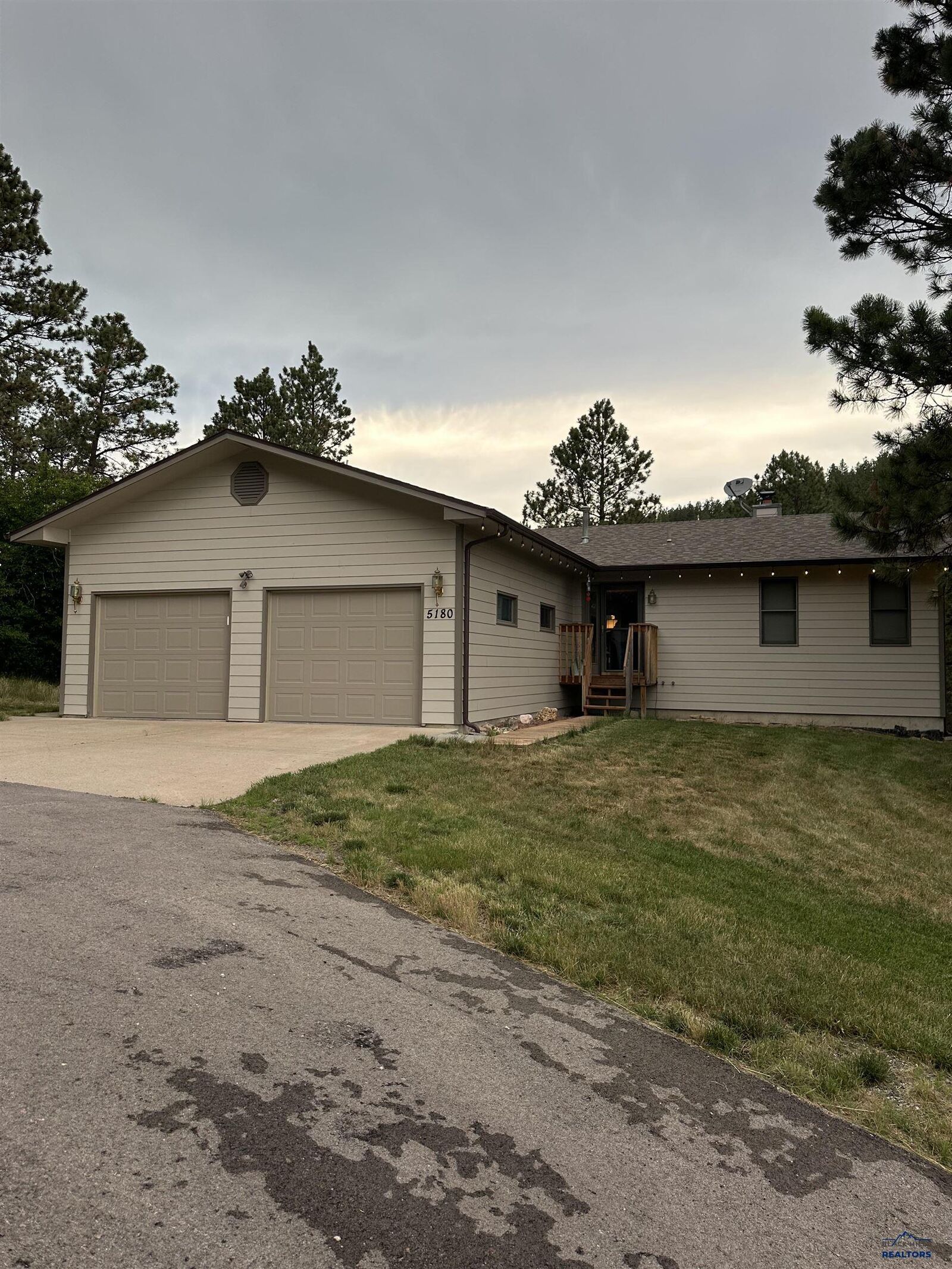 Property Photo:  5180 Ebony Place  SD 57769 