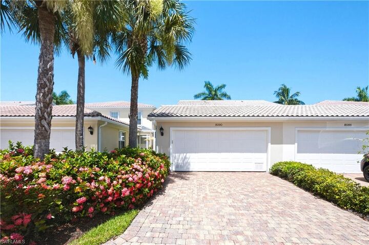 Property Photo: 8090 Chianti Ln FL 34114