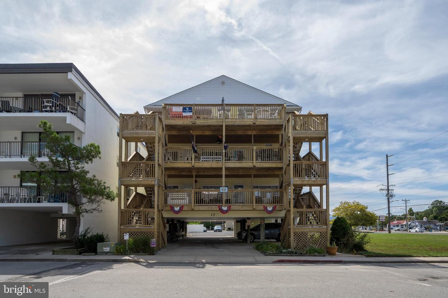 Property Photo: 17 143rd Street 301 MD 21842