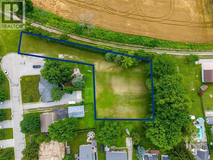 Property Photo:  505 Gallerno Lane  ON N0P 2B0 