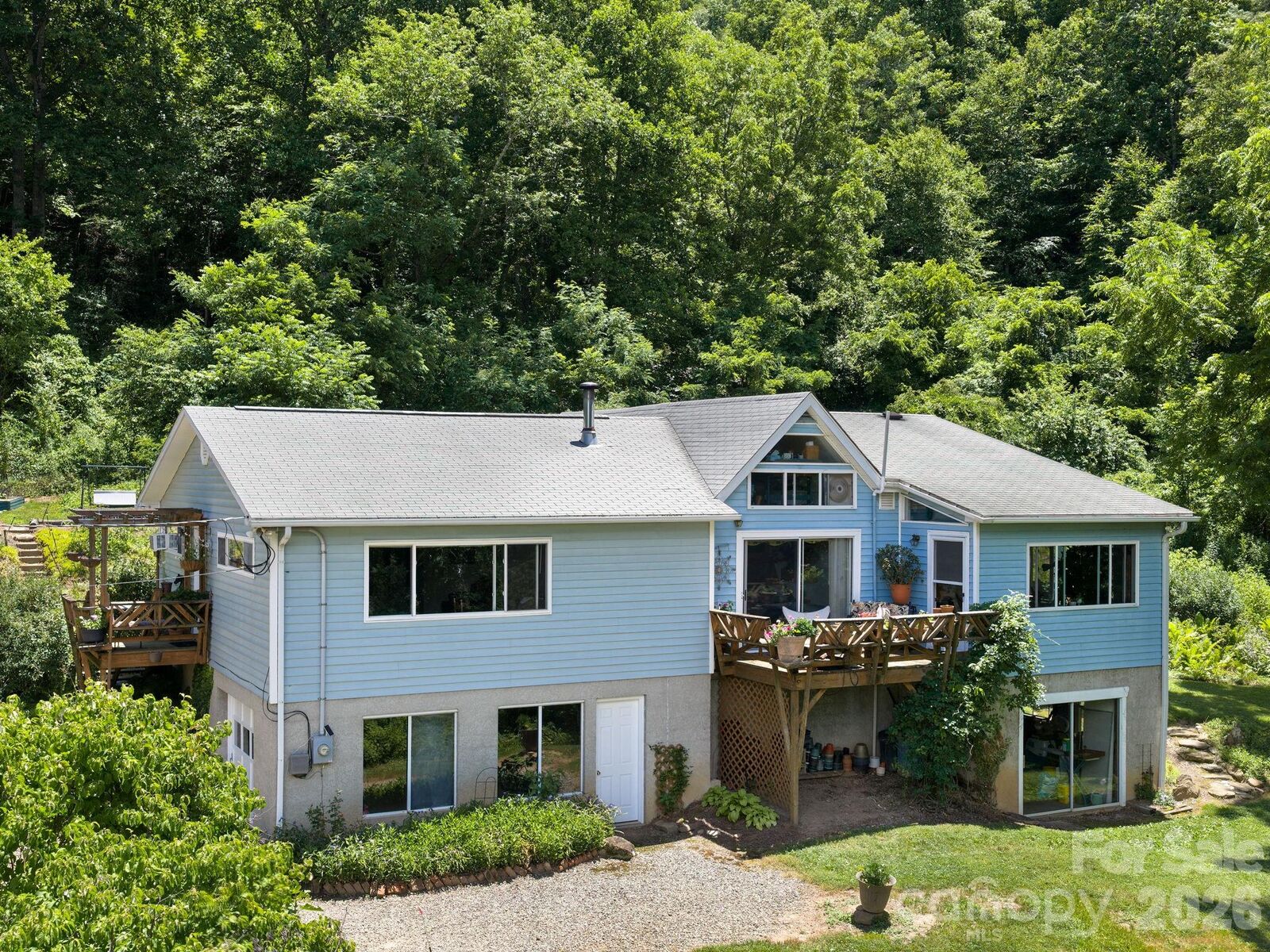 Property Photo: 46 Perennial Ridge NC 28787