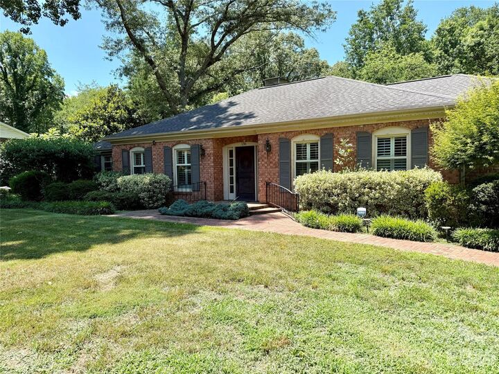 Property Photo:  136 Mimosa Hills Drive  NC 28655 