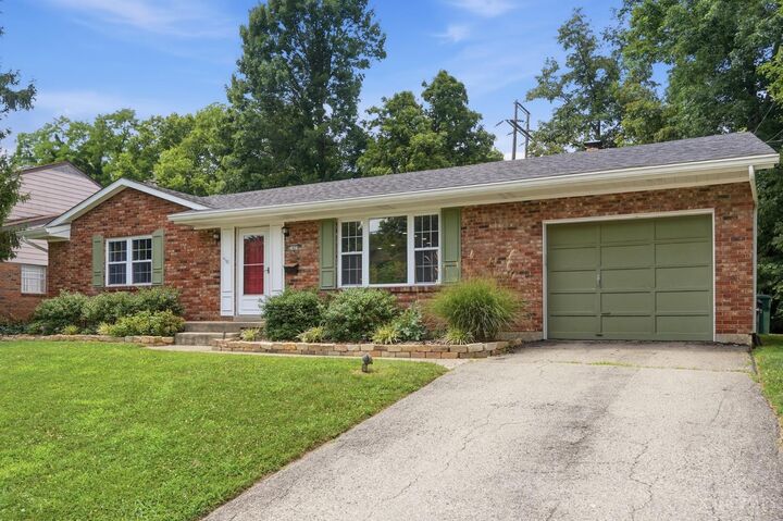 Property Photo:  1409 Meadowbright Lane  OH 45230 